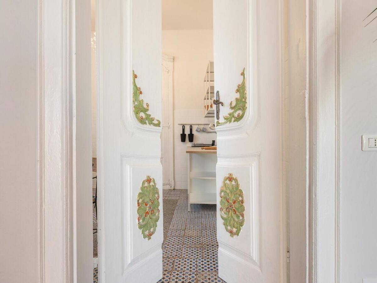 Suite Palazzo Ravenna กาญารี ภายนอก รูปภาพ